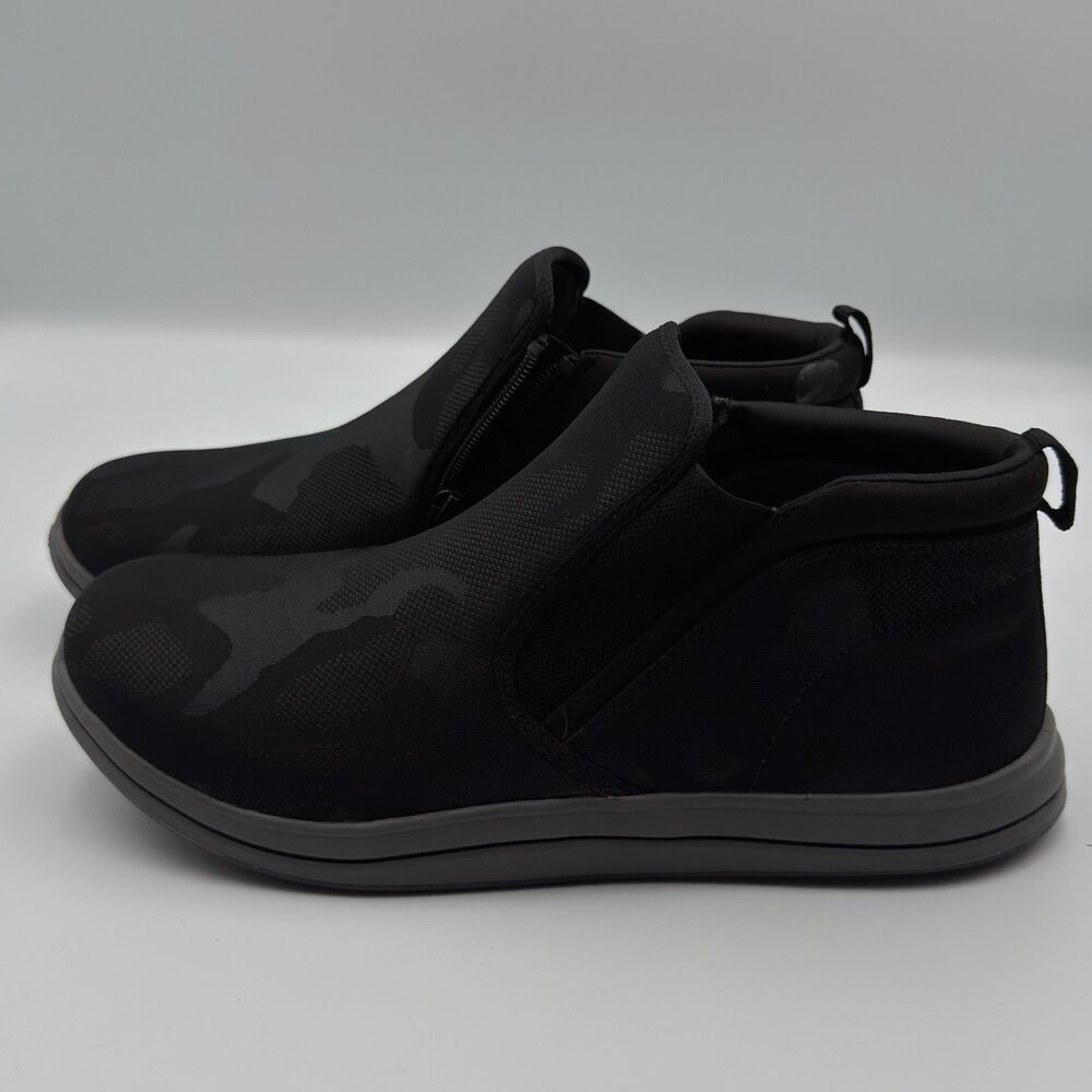 Clarks Cloudsteppers Breeze Clover Casual Booties Size 8.5 Color Black Camo